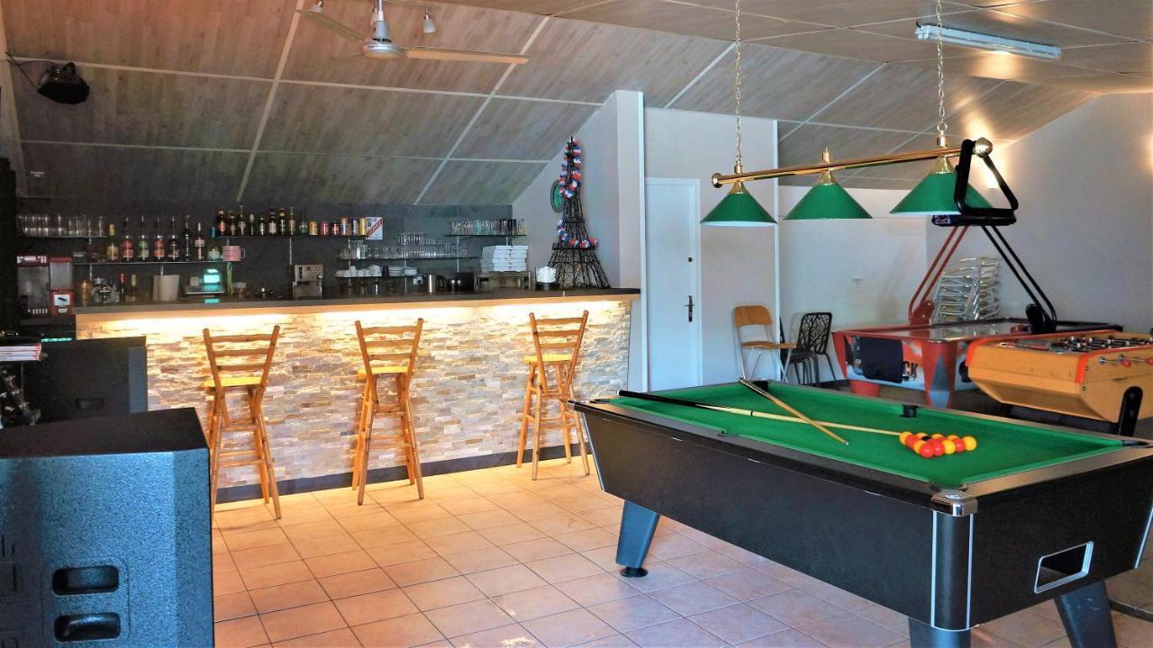 Camping Paris Beau Village Villiers-sur-Orge Exterior photo